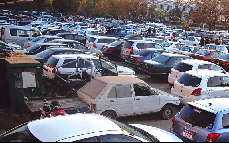 کے ایم سی کی تمام پارکنگز آج سے بالکل مفت