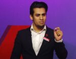 مومن ثاقب کانز لائنز (Cannes Lions) کے عالمی تخلیقی میلے میں شامل ہونے والے پہلے پاکستانی ٹک ٹاک سٹار بن گئے۔