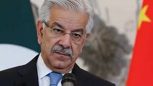 پیپلز پارٹی وفاق اور پنجاب حکومتوں میں شامل ہوسکتی ہے، خواجہ آصف کی ’’سیاسی کیلکولیشن‘‘