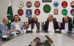 حکومت کا ایران و عراق جانے والے زائرین کے لیے پروازوں میں اضافے کا فیصلہ
