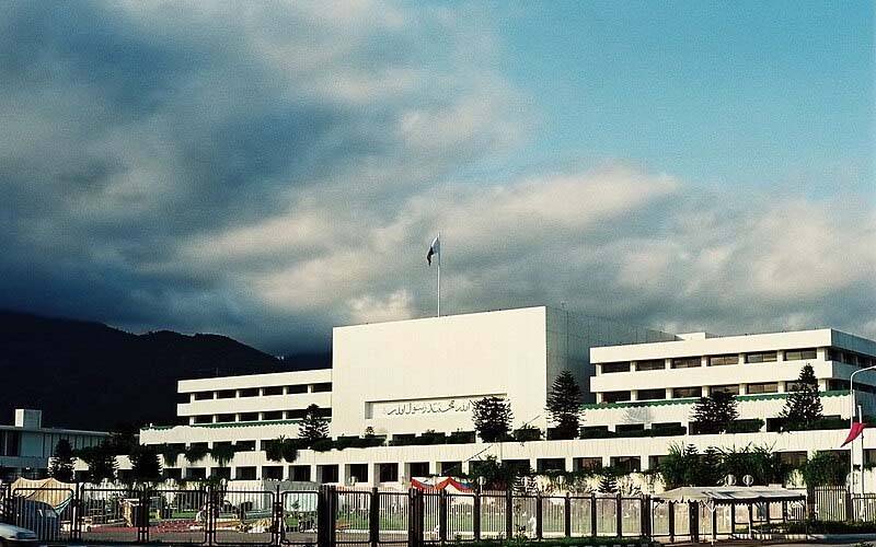 عالمی سطح پر یہ تاثر دینے کی کوشش کی جارہی ہے کہ حکومت اور اپوزیشن کا معاملہ ہے، اصل حکمران نیوٹرل ہیں: ثقلین امام