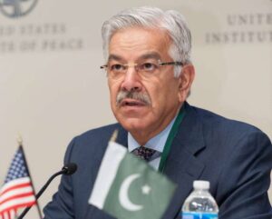 خواجہ آصف کا ہائبرڈ نظام کا اعتراف اور بلال غوری کا کالم
