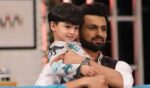 شعیب ملک کو بیٹے اذہان کے ساتھ دبئی میں ملاقات پر تنقید کا سامنا