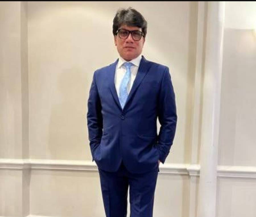 عمران خان کے صاحبزادے پاکستان نہیں جا رہے، صحافی اظہر جاوید کا دعویٰ