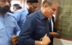 1 مئی مقدمات؛انسداد دہشتگردی عدالت نے شاہ محمود قریشی سمیت 3پی ٹی آئی رہنماؤں کی درخواست ضمانت پر محفوظ فیصلہ سنا دیا
