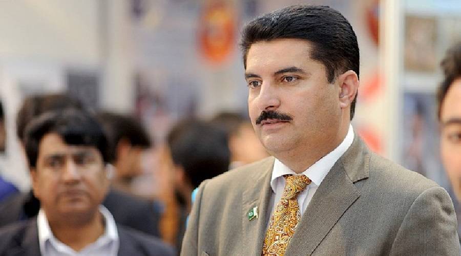 گورنر خیبر پختونخوا فیصل کریم کنڈی، مولانا فضل الرحمان اور امیر مقام میں ہونیوالی ملاقات کی تفصیلات سامنے آ گئی