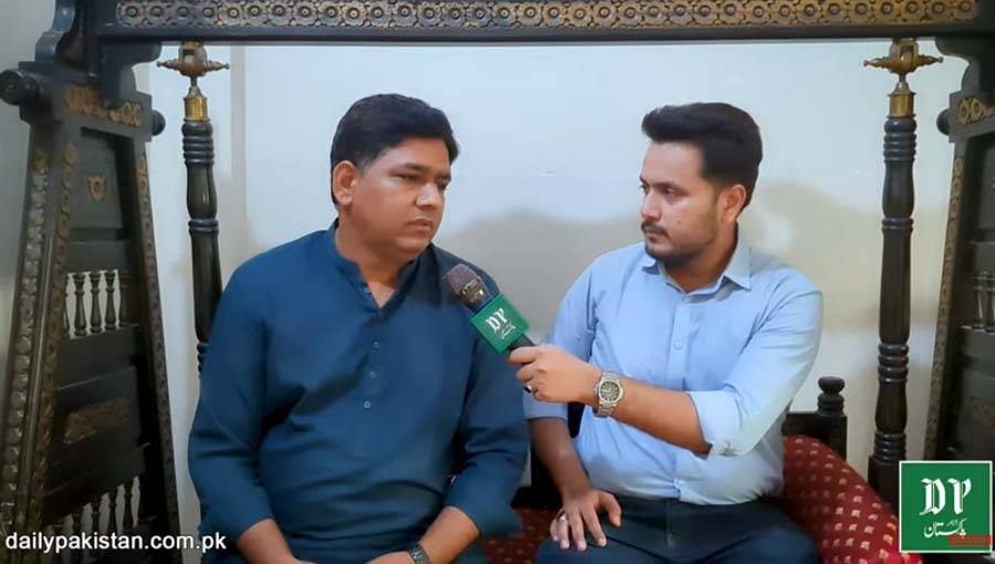 ویڈیو: شلوار قمیض پہننے کی وجہ سے شہری کو ریسٹورنٹ سے نکال دیا گیا، سوشل میڈیا پر ہنگامہ، لیکن دراصل کیا ہوا؟ تصویر کے دونوں رخ دیکھیے۔
