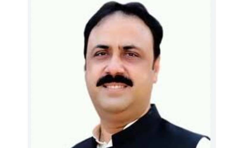 ساہیوال کے ہسپتال میں رکن اسمبلی کی فیملی کو پروٹوکول نہ دینے پر 2ٹرینی ڈاکٹرز کیخلاف انکوائری کا حکم جاری