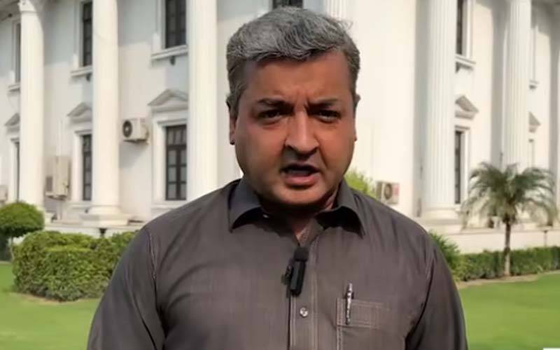 سینیٹ الیکشن میں "پھسلن سے بچاؤ فارمولا" کامیاب، ارکان نے دوسروں کا ووٹ باکس میں ڈالا ، مقامی صحافی کا دعویٰ