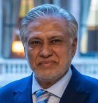 حلف نہ اٹھانے پر نشست خالی ہونے کا قانون، مراد سعید کے ڈی سیٹ ہونے کی باتیں لیکن کیا اسحاق ڈار ڈی سیٹ ہوئے؟