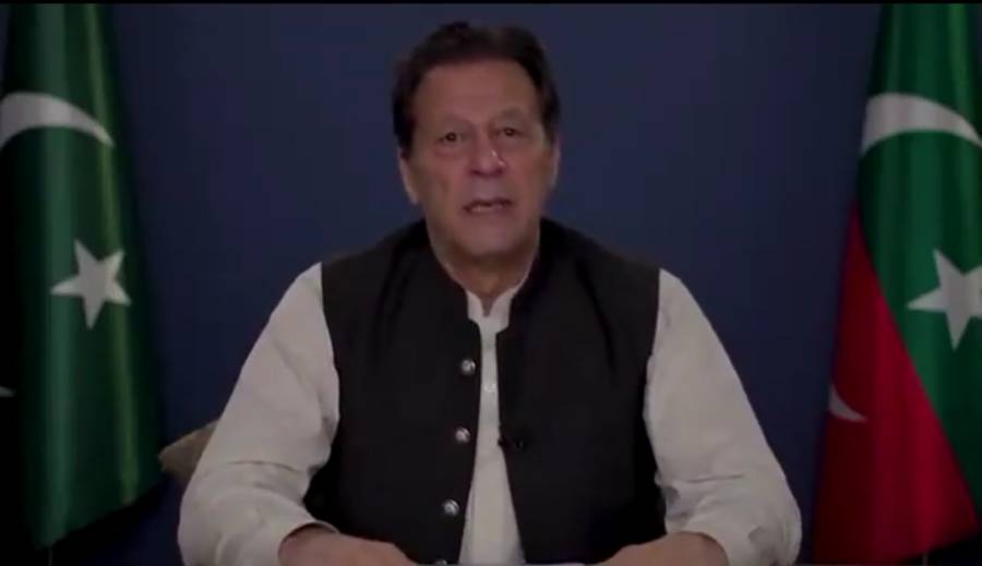 ملکی تاریخ کی مشکل ترین جیل کاٹ رہا ہوں، مجھے 5 اگست کی تحریک کا مومینٹم نظر نہیں آرہا :عمران خان