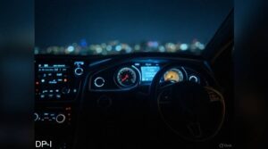 پاکستان نے ساڑھے 5 سالوں میں ایک لاکھ 57 ہزار 960 گاڑیاں برآمد کی