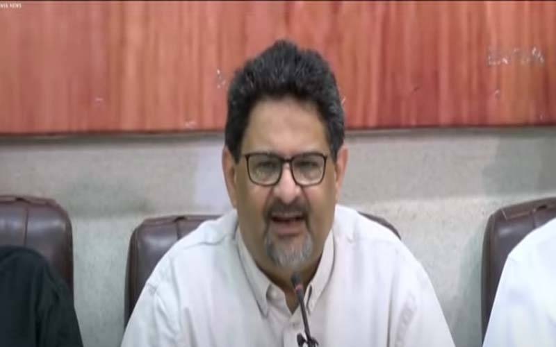 مفتاح اسماعیل کا لیگی رہنماؤں کے الزامات پر قانونی کارروائی کا اعلان