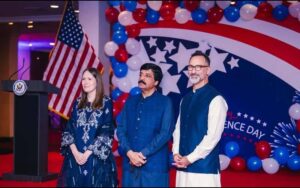 لاہور میں سٹیٹسن سینڈرز نے بطور نئے امریکی قونصل جنرل ذمہ داریاں سنبھال لیں، تقریب میں گورنر پنجاب کی خصوصی شرکت