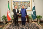 اسلام آباد میں ڈپٹی وزیراعظم اسحاق ڈار اور ایرانی وزیر خارجہ کی ملاقات، دو طرفہ تعلقات مزید مضبوط بنانے پر اتفاق