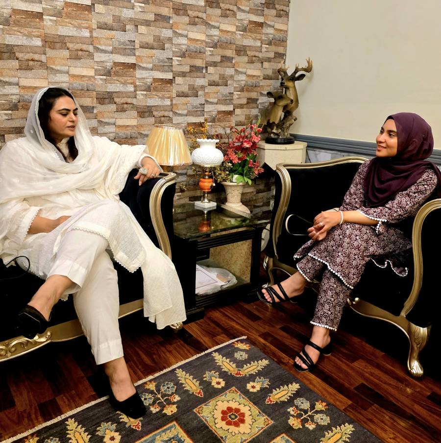 عبیرہ ضیاء کی پارلیمنٹ لاجز میں رکن قومی اسمبلی شمائلہ رانا سے ملاقات، اوورسیز نوجوانوں کی فلاح و بہبود پر مثبت تبادلہ خیال