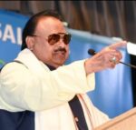 الطاف حسین کا عملاً ایم کیو ایم ختم کرنے کا اعلان
