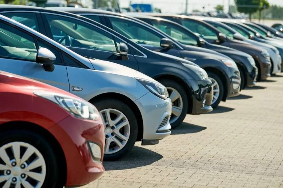 گاڑیوں کی فروخت میں بڑی کمی ریکارڈ، اعدادوشمار جاری