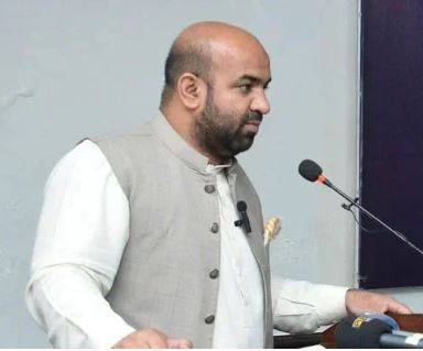 لاہور بورڈ میں سکھ سٹوڈنٹ اونکارسنگھ نے اسلامیات لازمی میں 100میں سے 98نمبر لیے:رانا سکندر حیات
