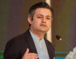 حماد اظہر کا الیکشن نہ لڑنے کا فیصلہ، کزن کو نامزد کردیا