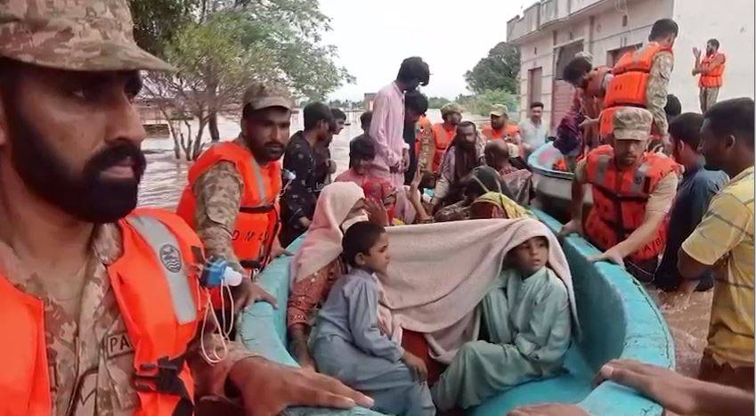پاک فوج کے دستے سیالکوٹ اور وزیر آباد میں موجود، ریسکیو اینڈ ریلیف آپریشن میں تیزی