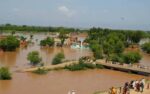 دریائے ستلج نے وہاڑی کے مقام پر تباہی مچا دی، درمیانے درجے کا سیلاب برقرار