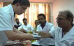 پاکستانی طبی کارکن چین میں روایتی چینی طب سیکھنے میں مصروف عمل