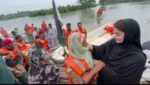 آپ نے فکر نہیں کرنی، میں ہوں آپ کے ساتھ، مریم نواز کی ریسکیو کی گئی خواتین سے گفتگو، خود کشتی سے اترنے میں مدد کرتی رہیں