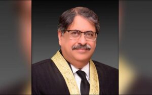 ملک میں آج اگر آئینی حکومت نہیں اور میں بطور جج کچھ نہیں کر رہا تو اپنے حلف کی خلاف ورزی کر رہا ہوں، جسٹس اطہر من اللہ