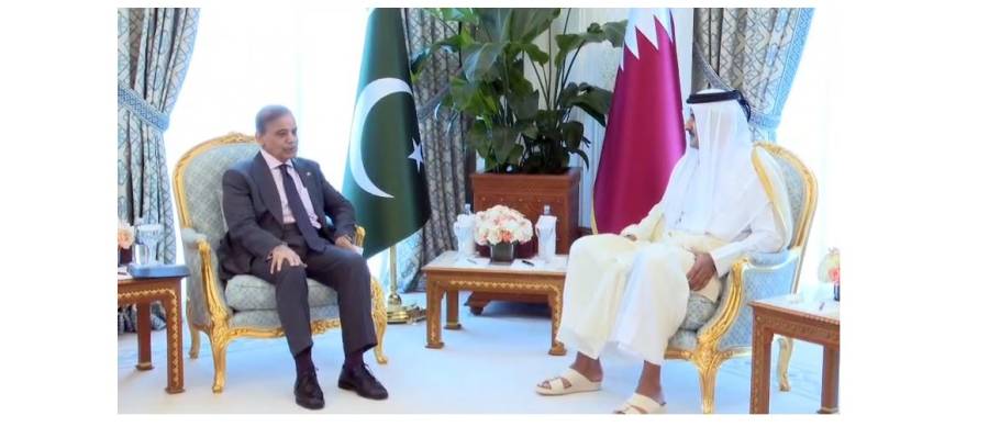 وزیراعظم شہباز شریف کی دوحہ میں امیر قطر شیخ تمیم بن حمد الثانی سے ملاقات، اسرائیلی حملے کی مذمت