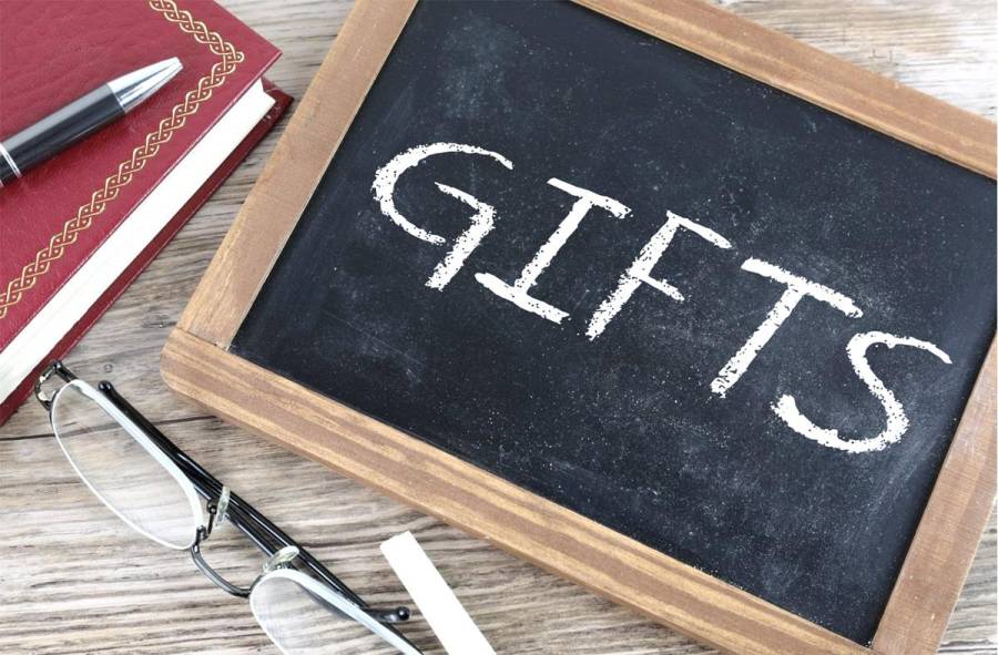 صدرمملکت، وزیراعظم اور مسلح افواج کے سربراہان کو کیا تحائف ملے؟ توشہ خانہ کا 6 ماہ کا ریکارڈ جاری۔
