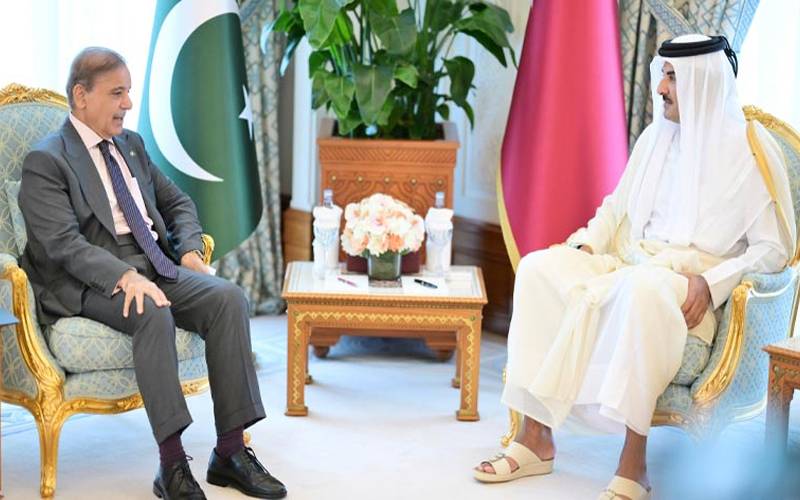 وزیراعظم شہباز شریف کی امیر قطر سے ملاقات، قریبی روابط برقرار رکھنے پر اتفاق
