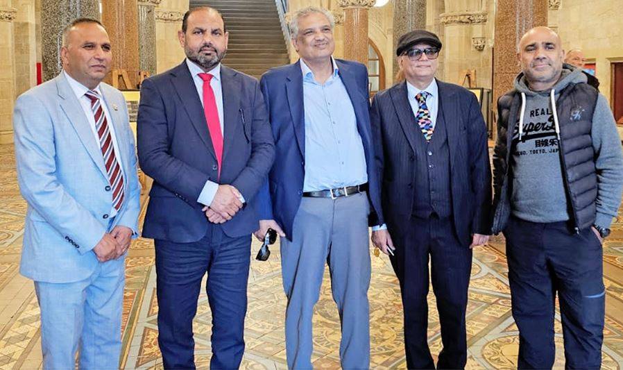 پاکستان اور برطانیہ کے تعلقات کو مزید فروغ دینا چاہتے ہیں: بیرسٹر امجد ملک
