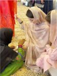 وزیر اعلیٰ مریم نواز کا بہاولنگر کے فِلڈ ریلیف کیمپ میں صنعت زار مرکز کا دورہ، خواتین سے خوشگوار موڈ میں گفتگو، بچوں کو تحائف پیش کیے
