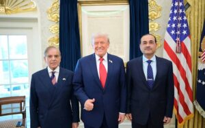 پاک امریکی سربراہ ملاقات ختم، شہباز شریف وائٹ ہاؤس سے نیویارک روانہ ہو گئے، فیلڈ مارشل سید عاصم منیر بھی ہمراہ تھے