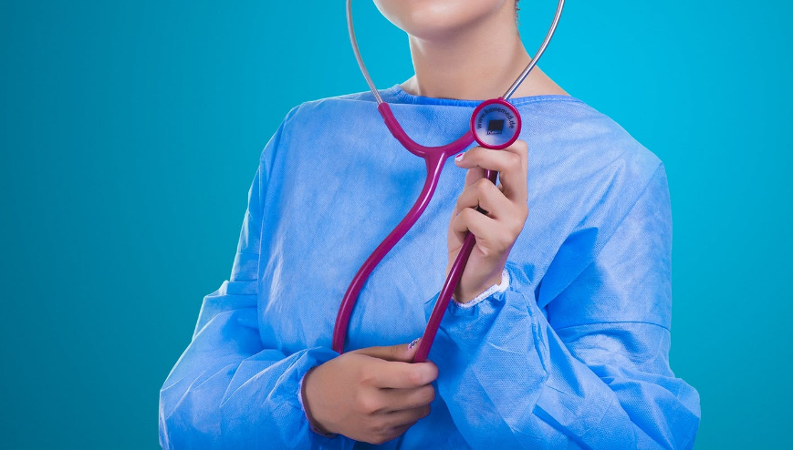 ملک میں 38 نرسنگ کالجز جعلی قرار، پنجاب کے 25، سندھ کے 5 اور خیبر پختونخوا کے 2 کالجز شامل