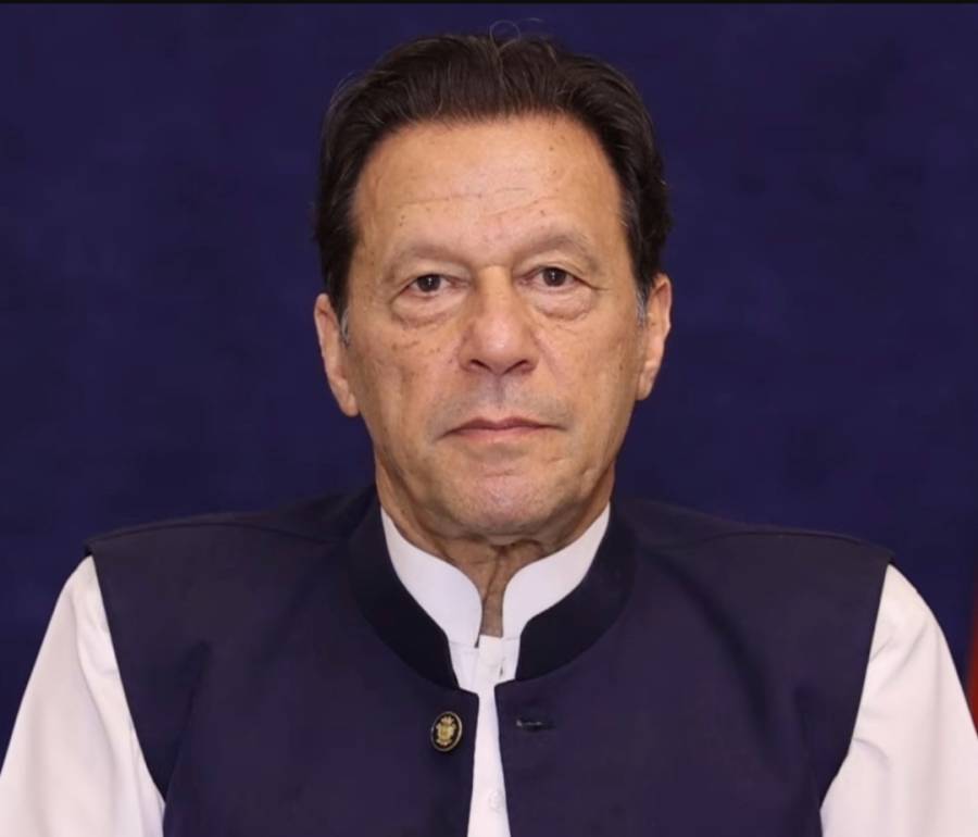 عمران خان نے کہا ہے کہ اگر انہیں پرول پر رہائی ملی تو وہ افغانستان کے ساتھ تنازعے کے حل میں کردار ادا کرسکتے ہیں، بیرسٹر سیف