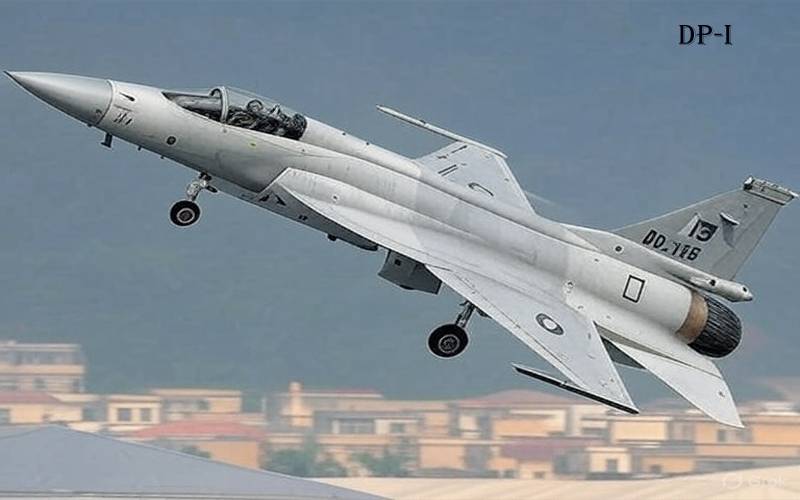 پاکستانی لڑاکا طیاروں کی آذربائیجان تک نان اسٹاپ فلائٹ، دوران پرواز ایندھن بھی بھرا گیا