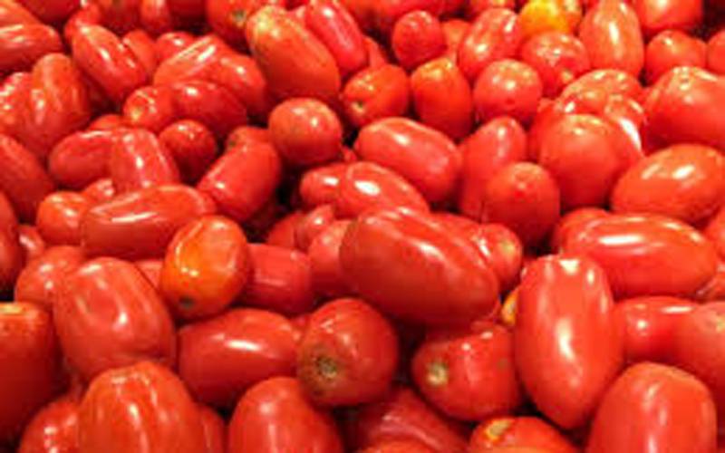 کراچی میں ٹماٹر اور مرغی کی فی کلو قیمت 700 روپے تک پہنچ گئی
