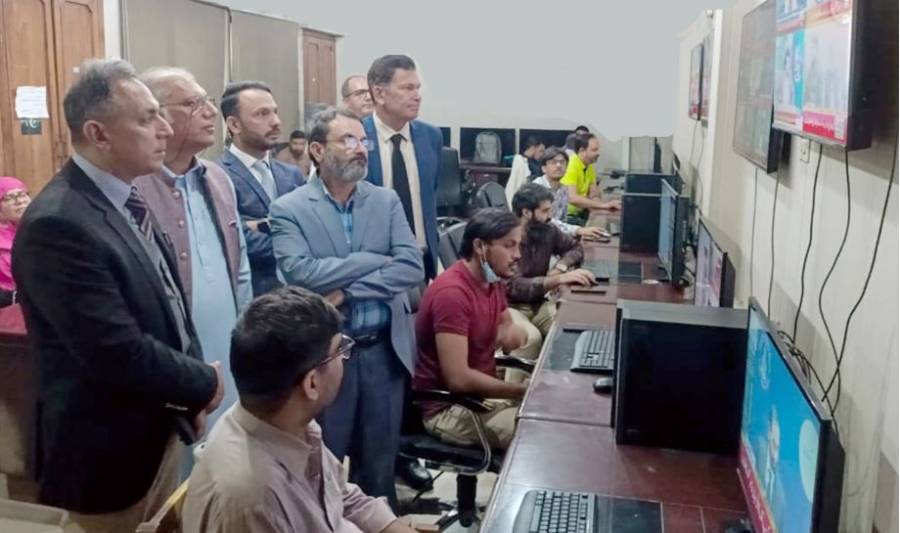 فرید احمد نے ڈی جی پی آر کا چارج سنبھال لیا، دفتری معاملات پر بریفنگ، سیکرٹری اطلاعات سے ملاقات