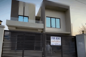 افغان مہاجرین سے متعلق نئی پالیسی، کسی کو گھر یا دکان کرائے پر دینے سے پہلے یہ ویڈیو دیکھ لیں