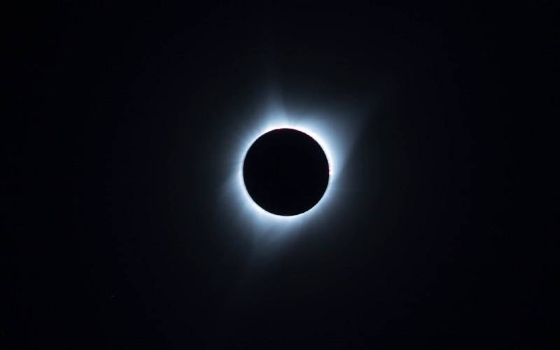 محکمہ موسمیات نے 2026 کے سورج اور چاند گرہن کا شیڈول جاری کردیا