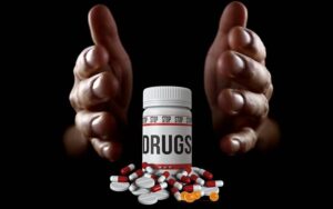 اسلام آباد ایئرپورٹ پر دبئی جانے والے مسافر سے آئس ہیروئن اور نشہ آور گولیاں برآمد