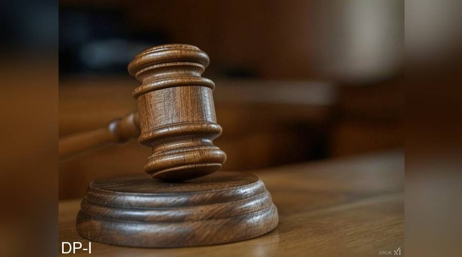 مردہ مرغیوں کا گوشت فروخت کرنے والے شخص کو 4 سال قید اور 10 لاکھ روپے جرمانہ کی سزا