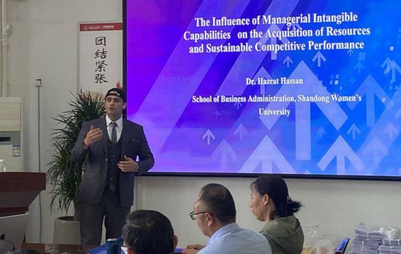 چین میں تعلیم سے چین میں تدریس تک، پاکستانی اساتذہ کی محنت اور جذبے نے چینی طلباء کے دل جیت لیے