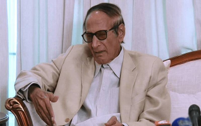 فواد چودھری کی چودھری شجاعت اور چودھری شافع سے ملاقات، سیاسی درجہ حرارت نیچے لانے پر بات چیت