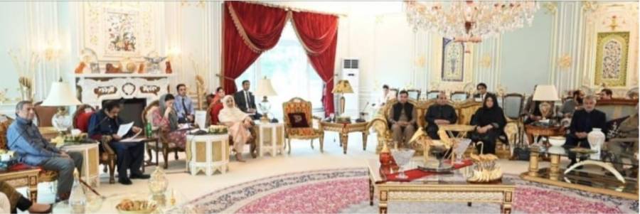 وزیرآباد، میانوالی کے ارکان اسمبلی اور ٹکٹ ہولڈرز کی وزیر اعلیٰ مریم نواز سے ملاقات، گرین بس پراجیکٹ کے آغاز پر اظہار تشکر