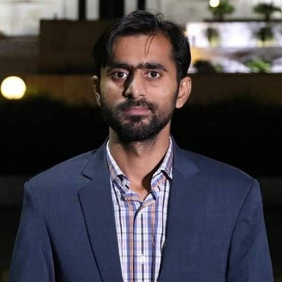 27ویں ترمیم کے خلاف وزیراعلیٰ سہیل آفریدی کے علاوہ کوئی اور اس وقت اصل مزاحمت کرتے ہوئے نظر نہیں آرہا، صحافی صدیق جان