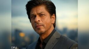 شاہ رخ خان آریان کے ہمراہ دھرمیندر کی تیمارداری کے لیے ہسپتال پہنچے، فوٹوگرافرز کو تصاویر بنانے نہ دیں۔