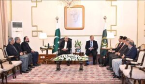 صدرِ مملکت سے وزیراعظم کی ایوانِ صدر میں ملاقات، دہشت گردی کے حالیہ واقعات کی شدید مذمت